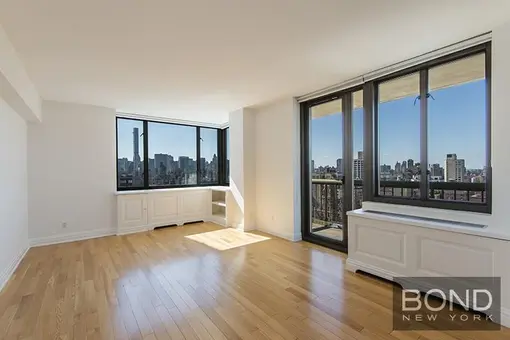 Maison East, 1438 Third Avenue, #25A