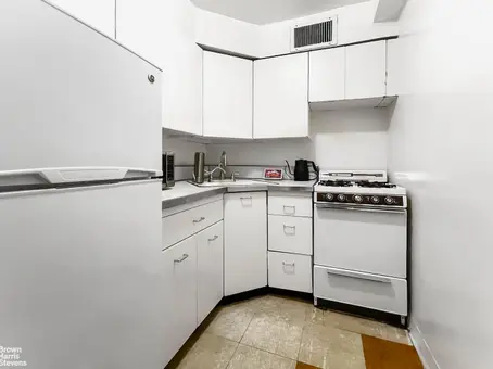 The Continental, 321 East 48th Street, #11B
