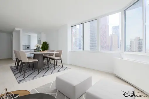 Sterling Plaza, 255 East 49th Street, #25F