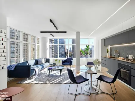 3 Lincoln Center, 160 West 66th Street, #18D