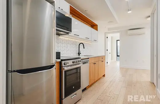 HUBB125, 60 West 125th Street, #405A