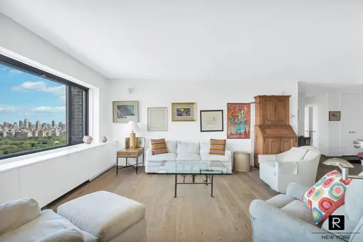 One Lincoln Plaza, 20 West 64th Street, #33NO