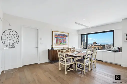 One Lincoln Plaza, 20 West 64th Street, #33NO