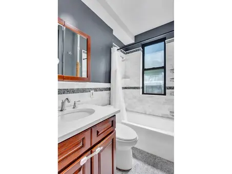 206 East 90th Street, #4W