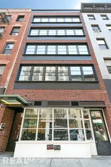 152 Ludlow Street, #PHB