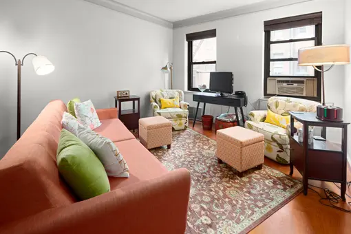 Gatsby House, 155 West 71st Street, #4F