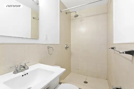 25 Lafayette Avenue, #2A