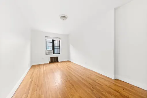 Louis Philippe Condo, 312 West 23rd Street, #3L