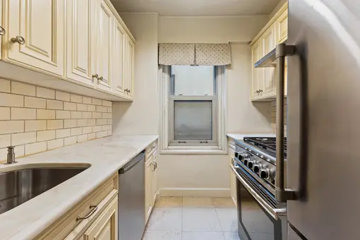 Tower 53, 159 West 53rd Street, #15H