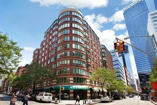 Greenwich Court, 295 Greenwich Street, #3G