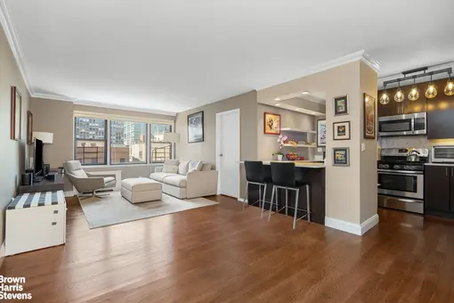 The Devon, 333 East 34th Street, #8L