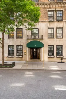 16 Park Avenue, #8B