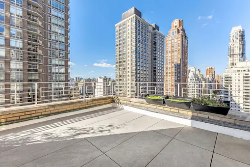 205 East 63rd Street, #18G