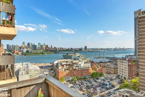 Southbridge Towers, 333 Pearl Street, #18D