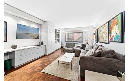 310 Lexington Avenue, #6D