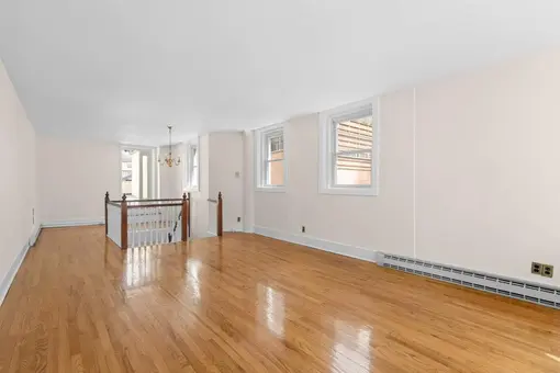 16 East 73rd Street, #5R