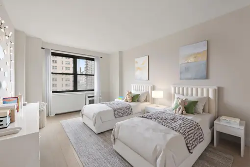 Lincoln Towers, 165 West End Avenue, #7K
