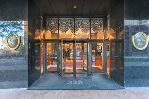 New York Tower, 330 East 39th Street, #12C