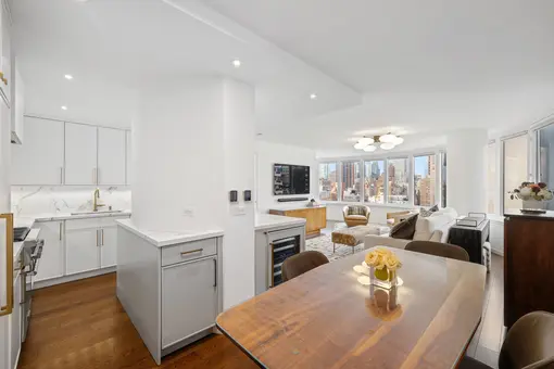 The Corinthian, 330 East 38th Street, #26D