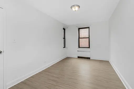 445 West 240th Street, #7G