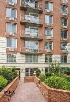 423 Ocean Parkway, #2B