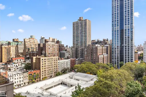 Lincoln Towers, 180 West End Avenue, #17M