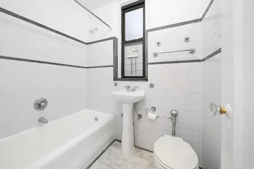 74 West 68th Street, #2E