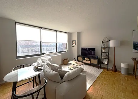 Windsor Court, 155 East 31st Street, #8A