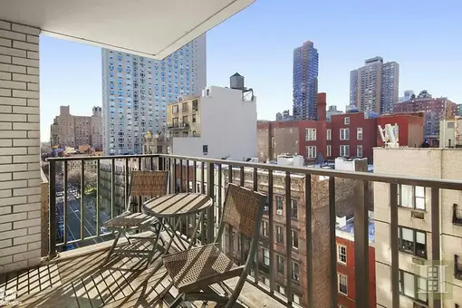 Gracie Towne House, 401 East 89th Street, #9M