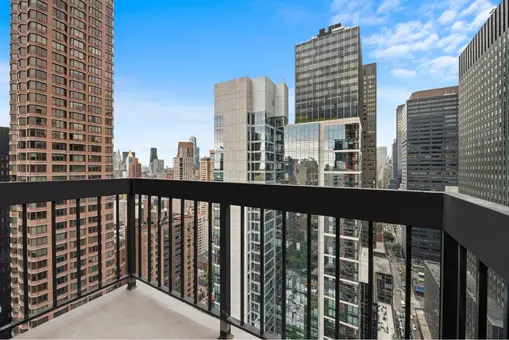 The Highpoint, 250 East 40th Street, #35B