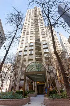 Madison Green, 5 East 22nd Street, #15S