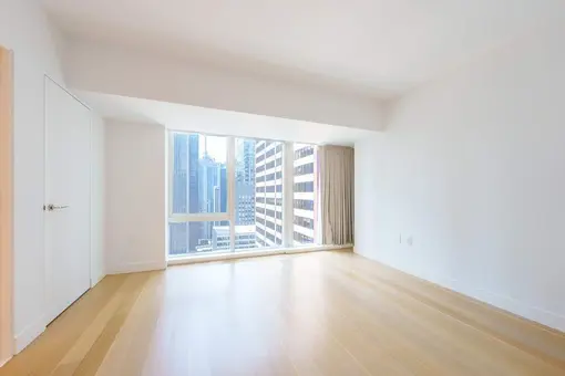 135W52, 135 West 52nd Street, #33B