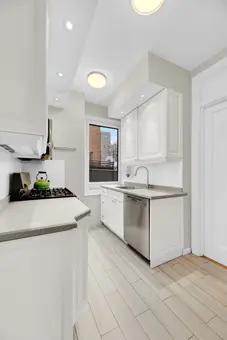 334 West 86th Street, #5C