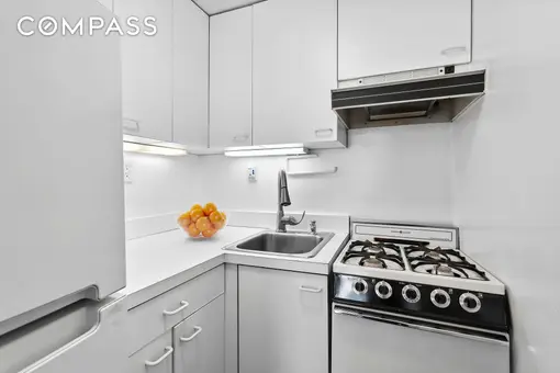 2 West 90th Street, #5A