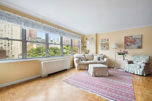 Riverview East, 251 East 32nd Street, #8A