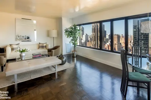 The Sovereign, 425 East 58th Street, #32F