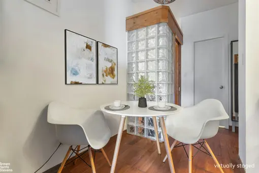 3 Hanover Square, #10H