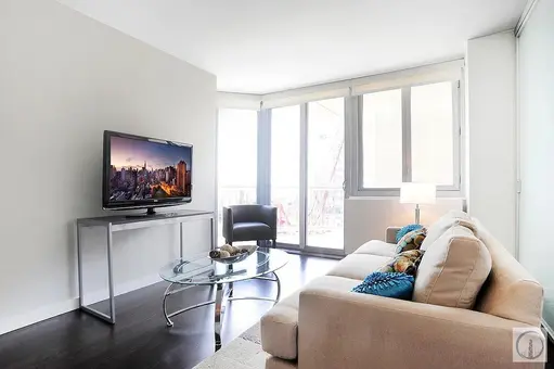 View 34, 401 East 34th Street, #S3D