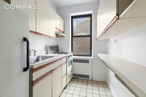 405 West 57th Street, #6C