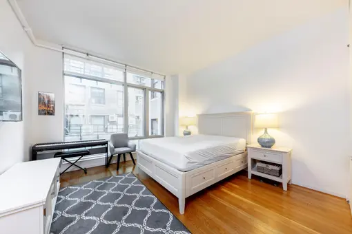 The Centria, 18 West 48th Street, #8E