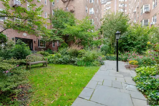 Gracie Gardens, 515 East 89th Street, #3E