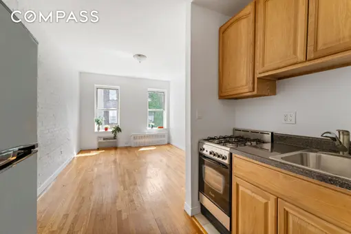 482 East 74th Street, #5C