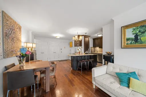 The Amherst, 401 East 74th Street, #6L