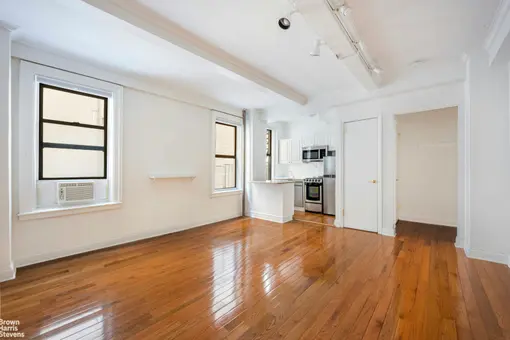 17 West 64th Street, #2D