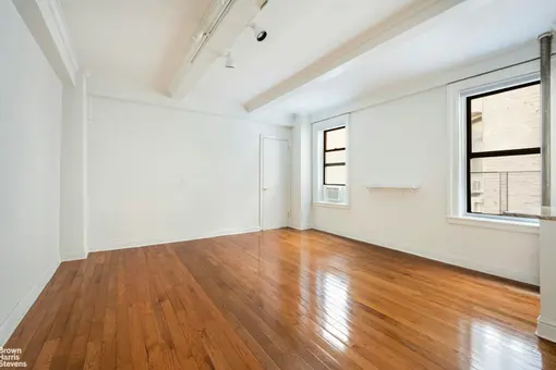 17 West 64th Street, #2D