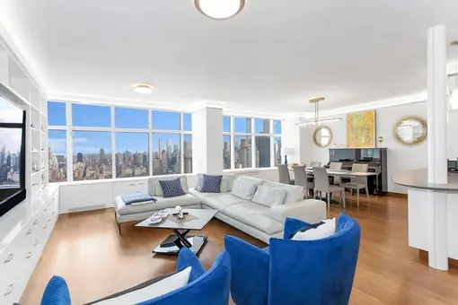 3 Lincoln Center, 160 West 66th Street, #51C