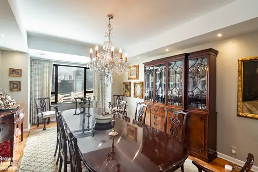 The Sovereign, 425 East 58th Street, #14D