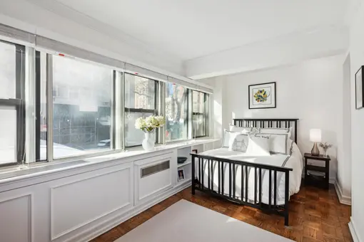 Dover House, 205 East 77th Street, #2C