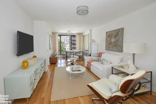 166 East 61st Street, #8D