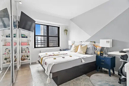 The Hamilton, 305 East 40th Street, #20H